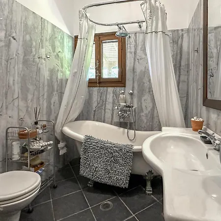 5 Bedroom Awesome In Arkadia Nyaraló Ásztrosz