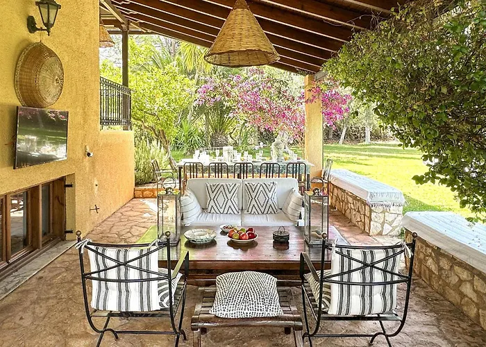 Pet Friendly In Arkadia